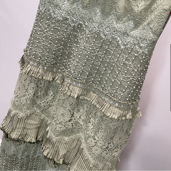 Alice + Olivia “Albertine” Lace Embroidered Maxi Dress | Pale Green | NWT - Picture 3 of 14